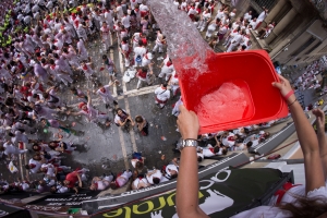 Alquiler de balcones chupinazo Sanfermin By Locals